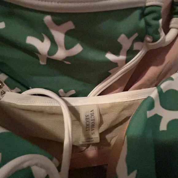 Vintage Vs Green and White Tankini - Picture 7 of 8